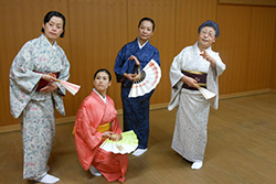 日本舞踊の稽古風景